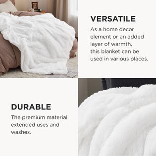 Bedsure Soft Fuzzy White Faux Fur Throw Blanket, 50x60 Inches, 640 GSM