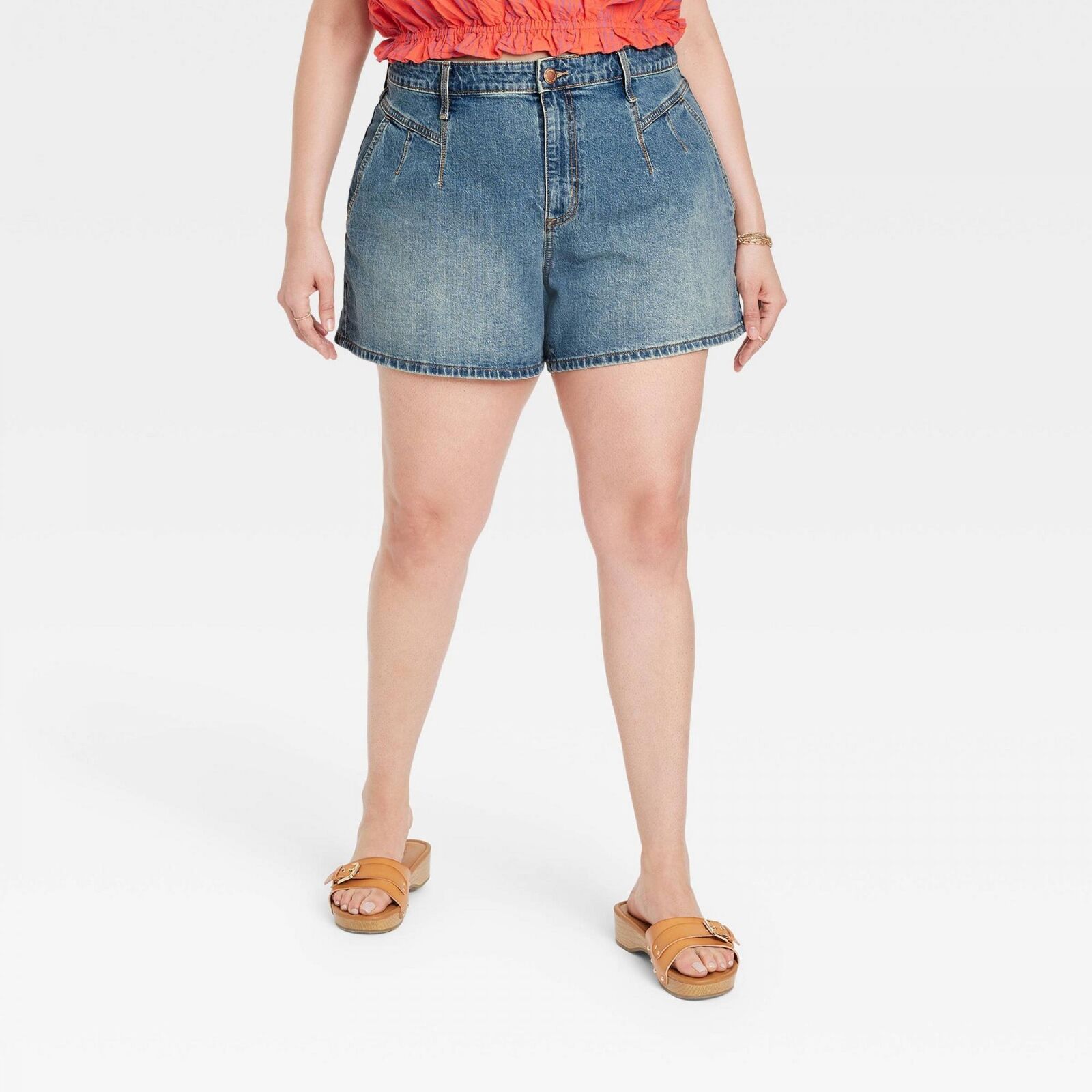 Universal store thread shorts