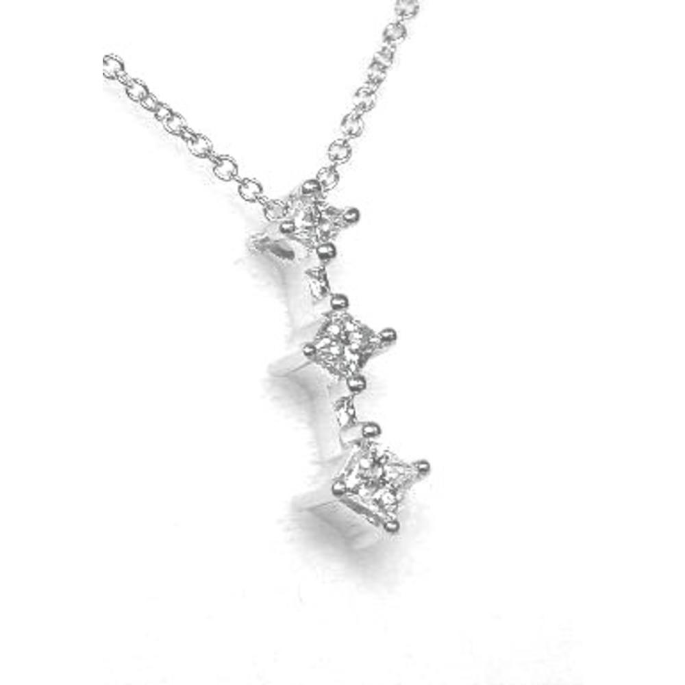 Jewelryweb Pretty 3-stone Princess Diamond Pendant