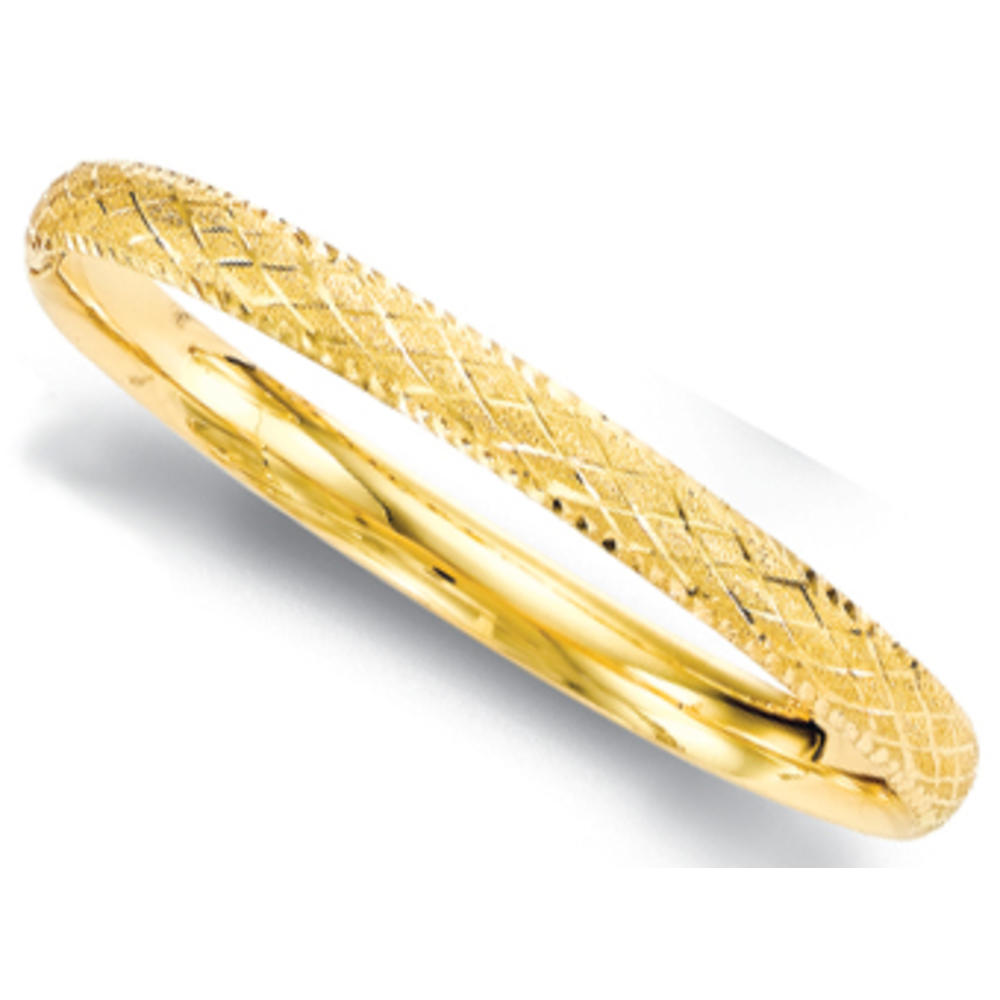 Jewelryweb 14k Yellow Gold 6.0mm Shiny Textured Sparkle Bangle Bracelet With Diamond Shape Pattern With Clasp