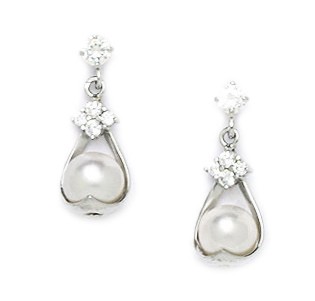 Jewelryweb 14k White Gold White 5x5mm Freshwater Cultured Pearl CZ Inverted Heart Screw-Back Earrings