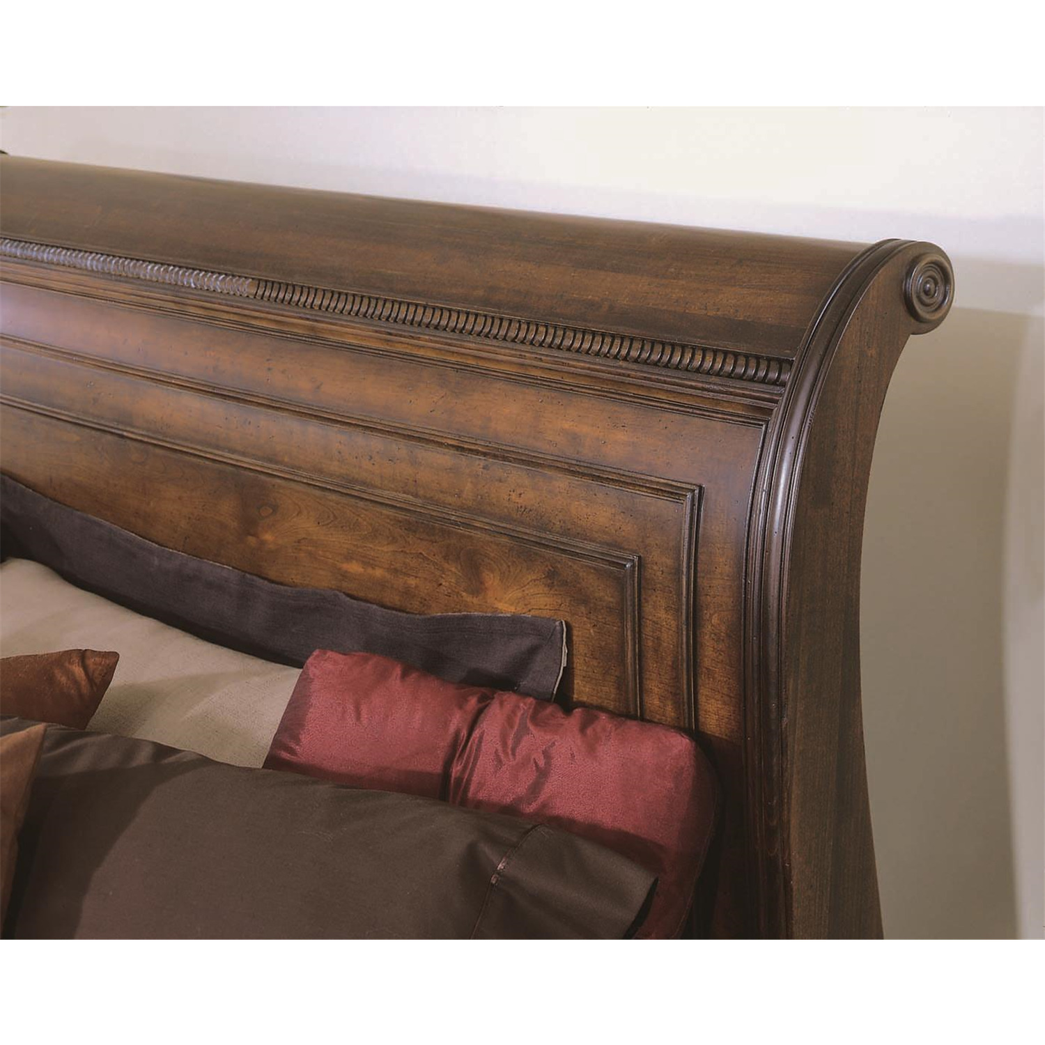 Universal Furniture Bwood King Sleigh Bed Universal Furniture Bwood King