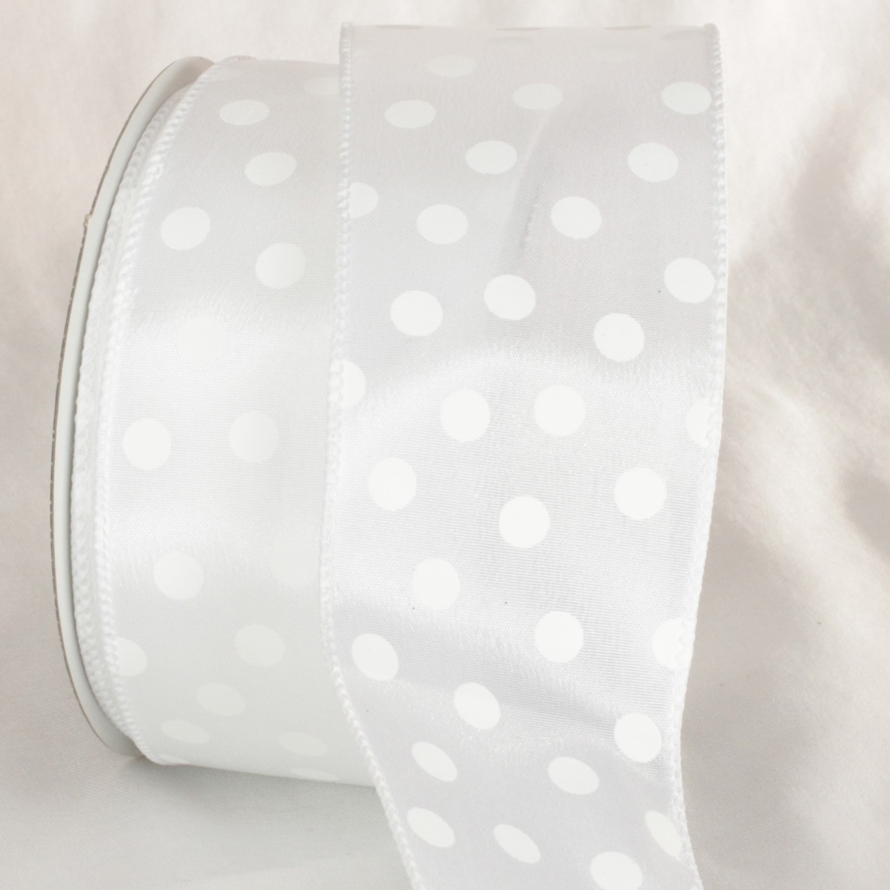 The Ribbon People Snow White Polka Dots Printed Wired Craft Ribbon 2.5" x 40 Yards