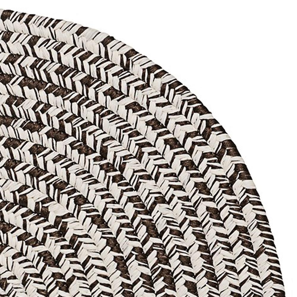 Colonial Mills 6' x 9' Brown and White All Purpose Handcrafted Reversible Oval Outdoor Area Throw Rug