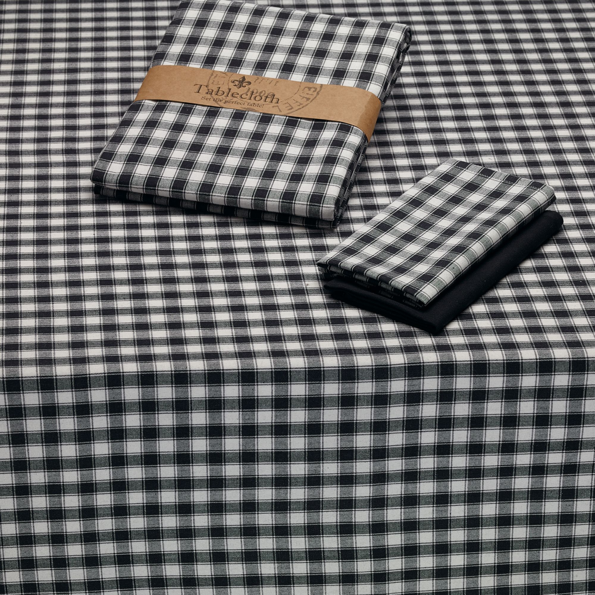 Contemporary Home Living Black and White Square Checkered Cotton Tablecloth 60" x 84"