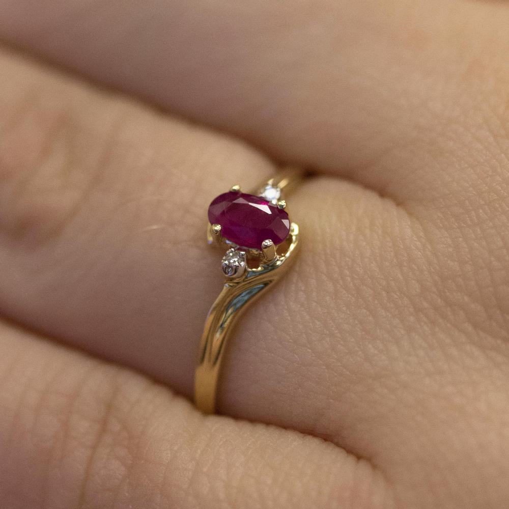 Direct-Jewelry Ruby and Diamond Ring in 10K Yellow Gold