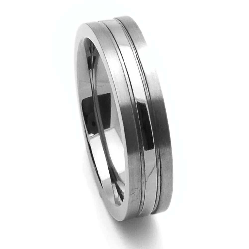 DoubleAccent 5MM Comfort Fit Titanium Wedding Band High Polished Center Grooved Ring (Size 7 to 14)