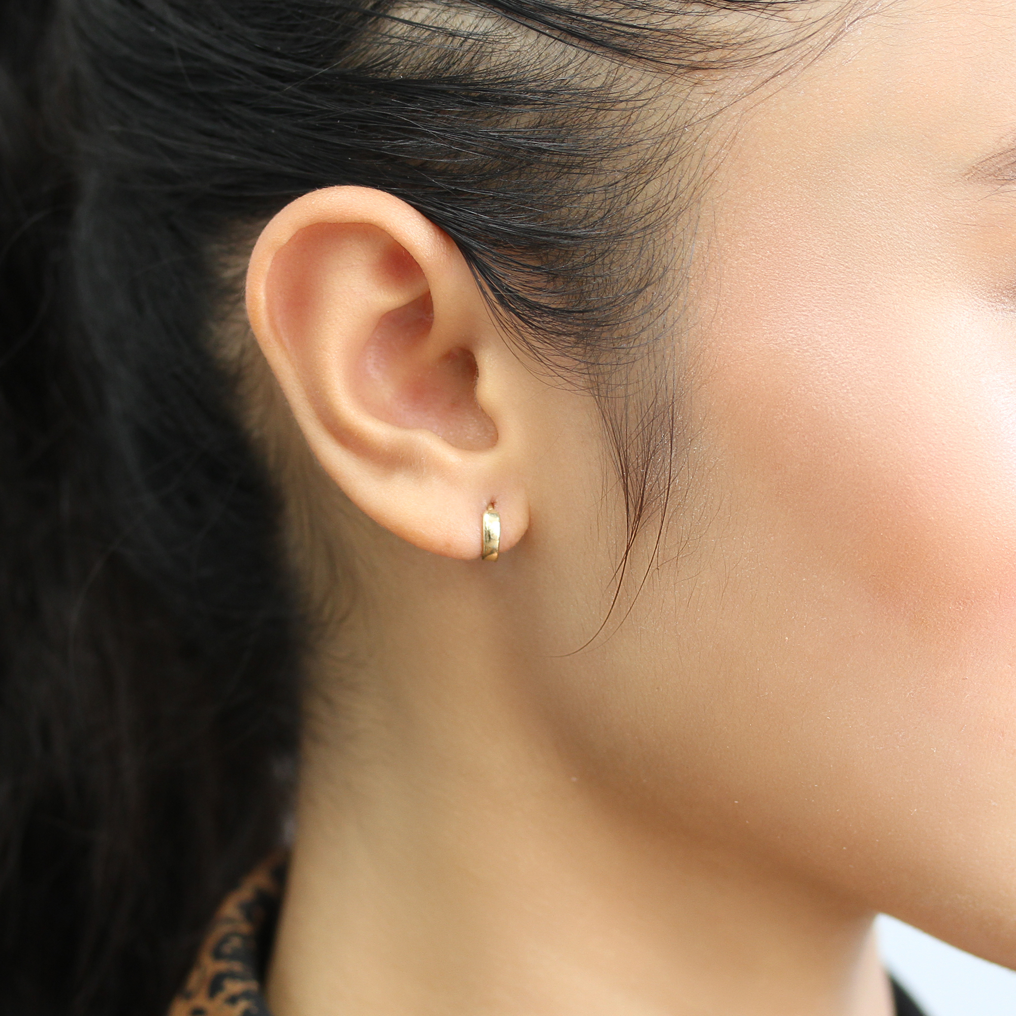 Doubleaccent 14k Gold Huggie Hoop Earrings 6mm Diameter Domed Small Doubleaccent 14k Gold Huggie Hoop Earrings 6mm Diameter Domed Small Yellow