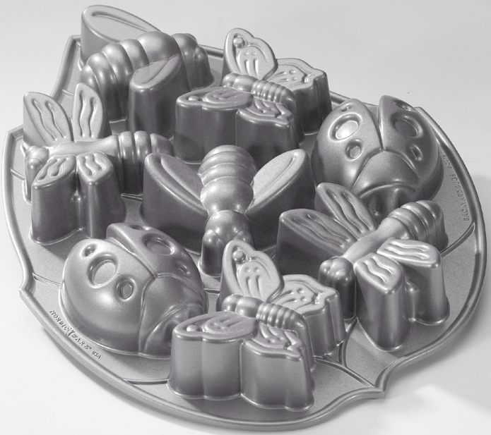 Nordic Ware Backyard Bugs Cake Pan. Cast Aluminum Commercial Non-Stick Coating