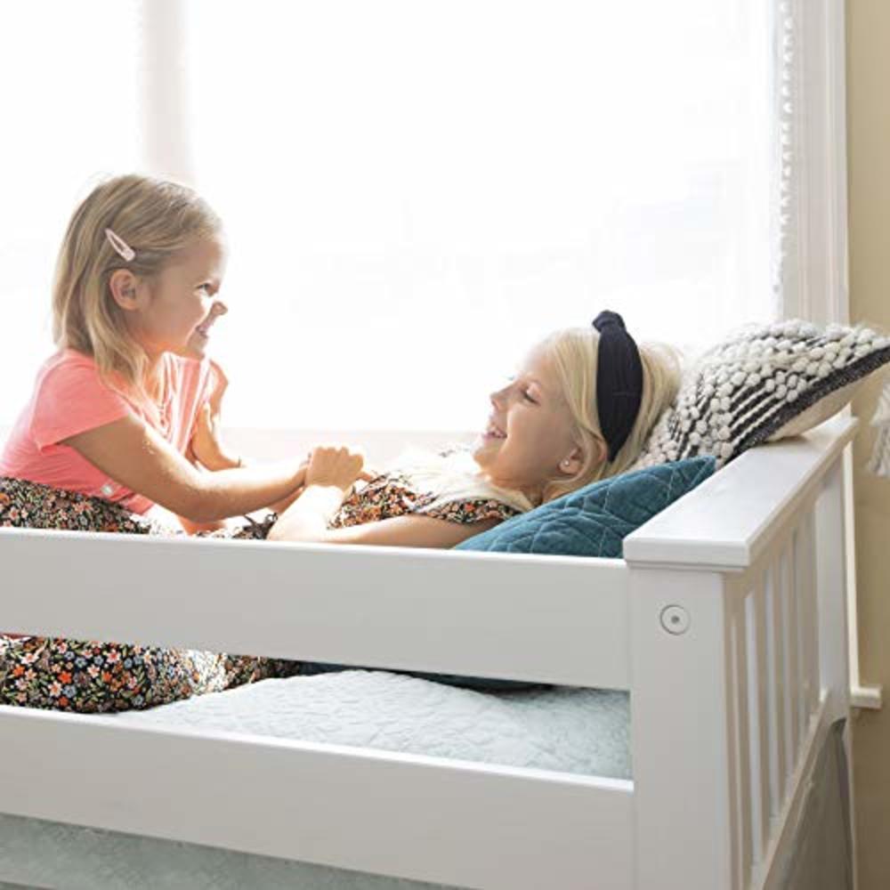 Max & Lily Low Bunk Bed, Twin, White