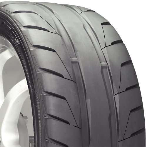 Nitto NT05 High Performance Tire - 265/35R18 97Z