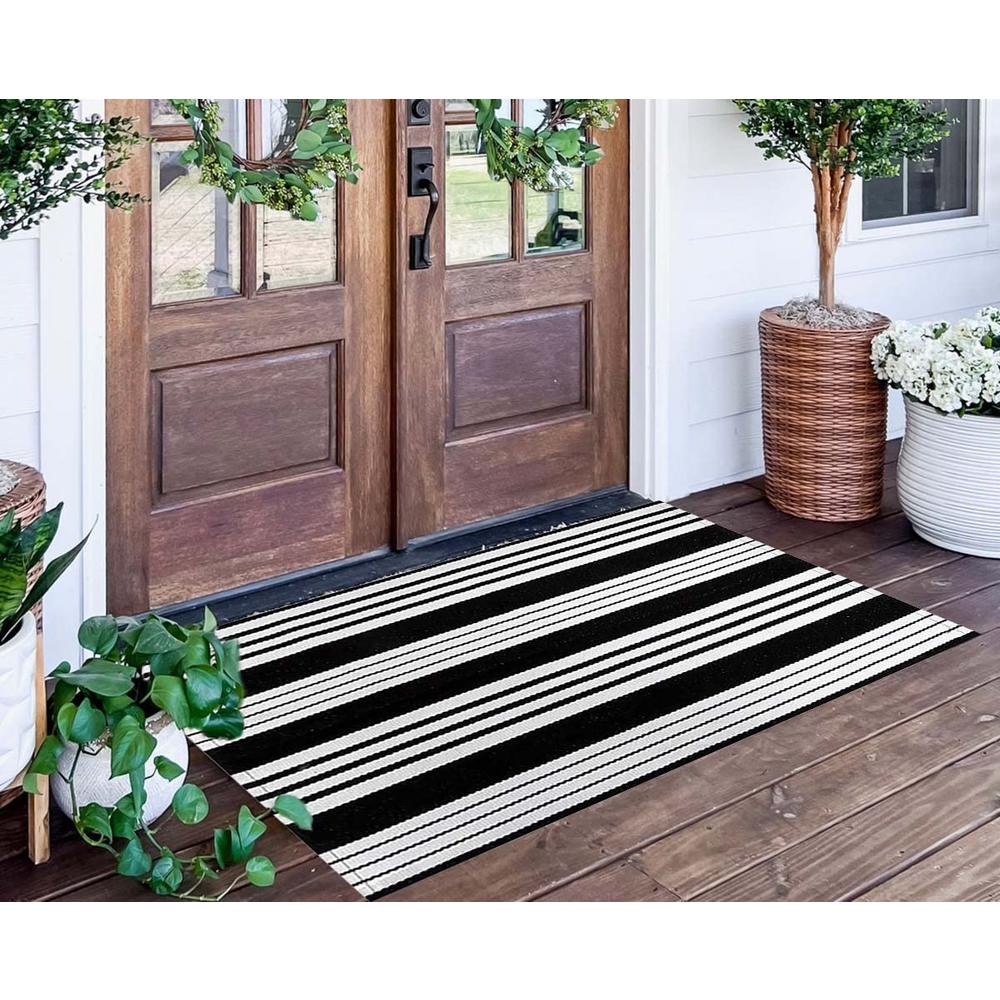 BUAGETUP Striped Outdoor Porch Rug 24'' x 51''Black and White Front, Machine Washable Hand-Woven Indoor/Outdoor Layered Door Mats for Ent