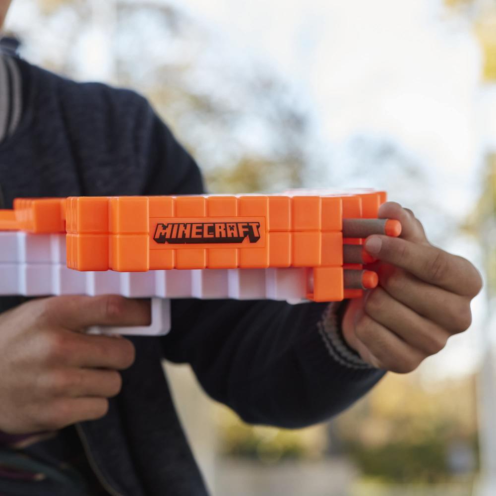 NERF Minecraft Pillager's Crossbow, Dart-Blasting Crossbow, Includes 3 Elite Darts, Real Crossbow Action, Pull-Back Priming Hand