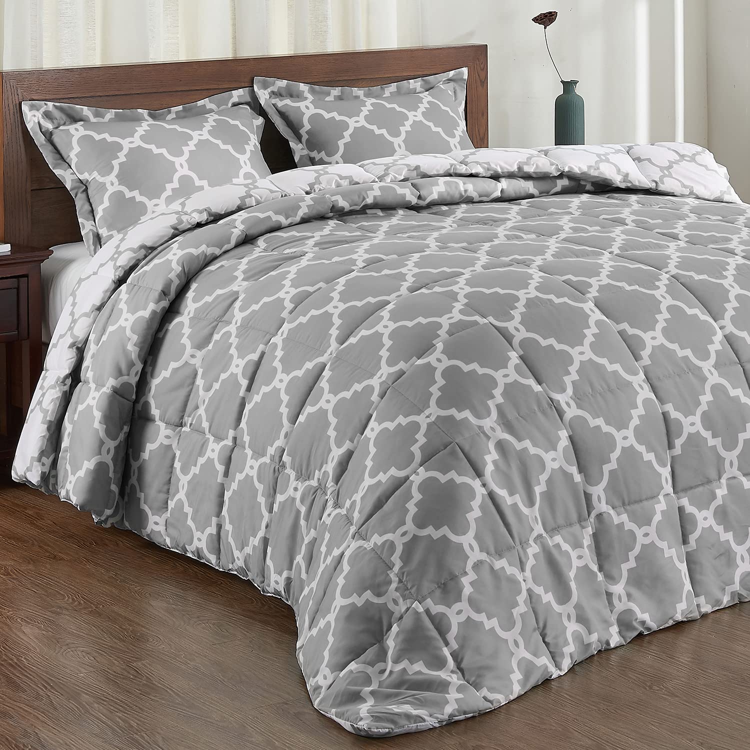Basic Beyond King Size Comforter Set - Grey King Comforter Sets, Reversible King Bed Comforter Set for All Seasons, Grey, 1 Comf