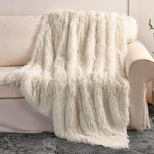 YUSOKI Cream White Faux Fur Throw Blanket,2 Layers,50\