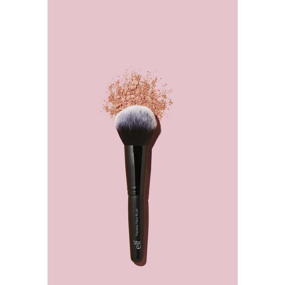 e.l.f. elf Flawless Face Brush, Vegan Makeup Tool For Flawlessly contouring & Defining With Powder, Blush & Bronzer, Made With cruelty-
