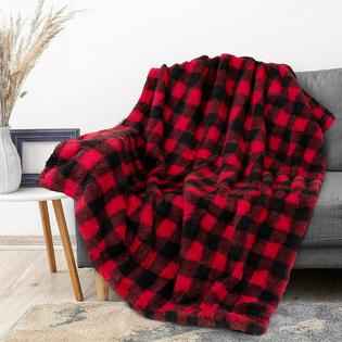 Pavilia PAVILIA Buffalo Plaid Black Red Sherpa Throw Blanket for