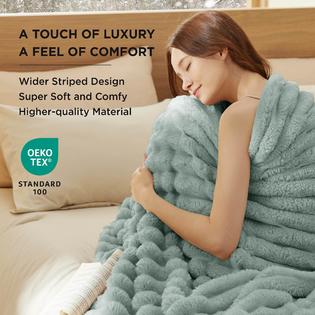 Bedsure Blankets Queen Size for Bed Super Soft Cozy Blankets for
